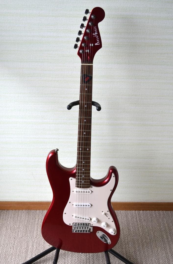 Photogenicフォトジェニック　エレキギターストラトタイプ赤