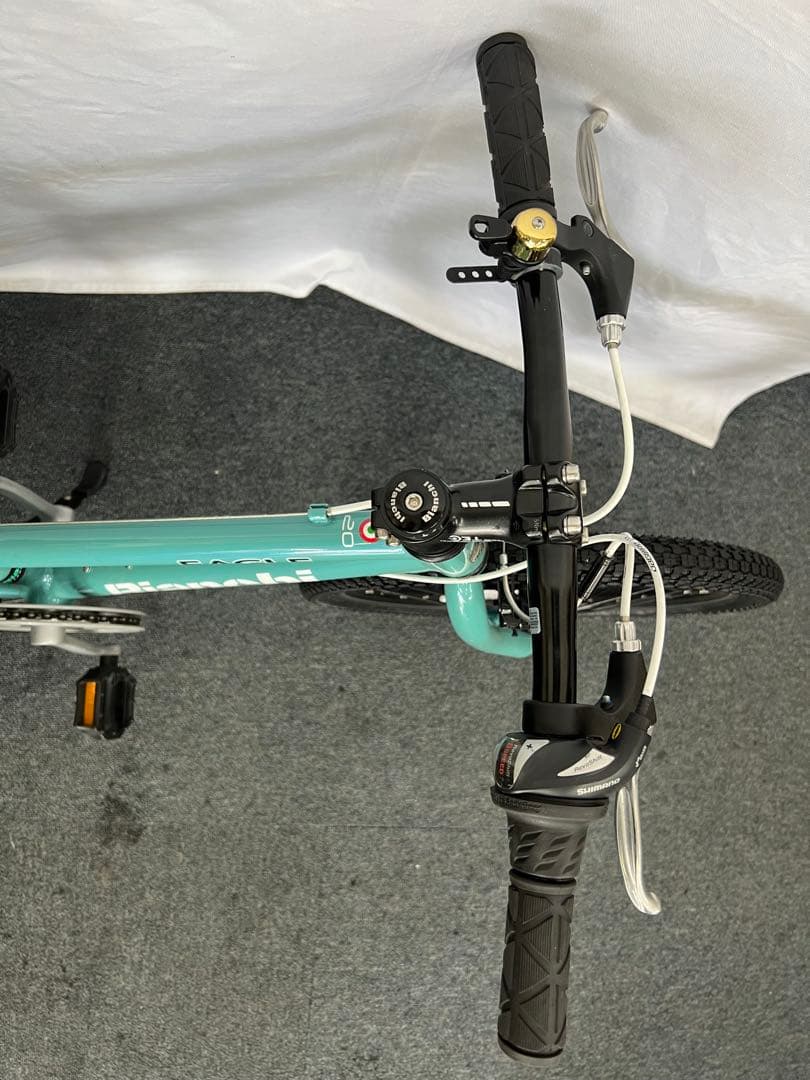 ジュニアスポーツサイクル　Bianchi EAGLE ビアンキ　イーグル