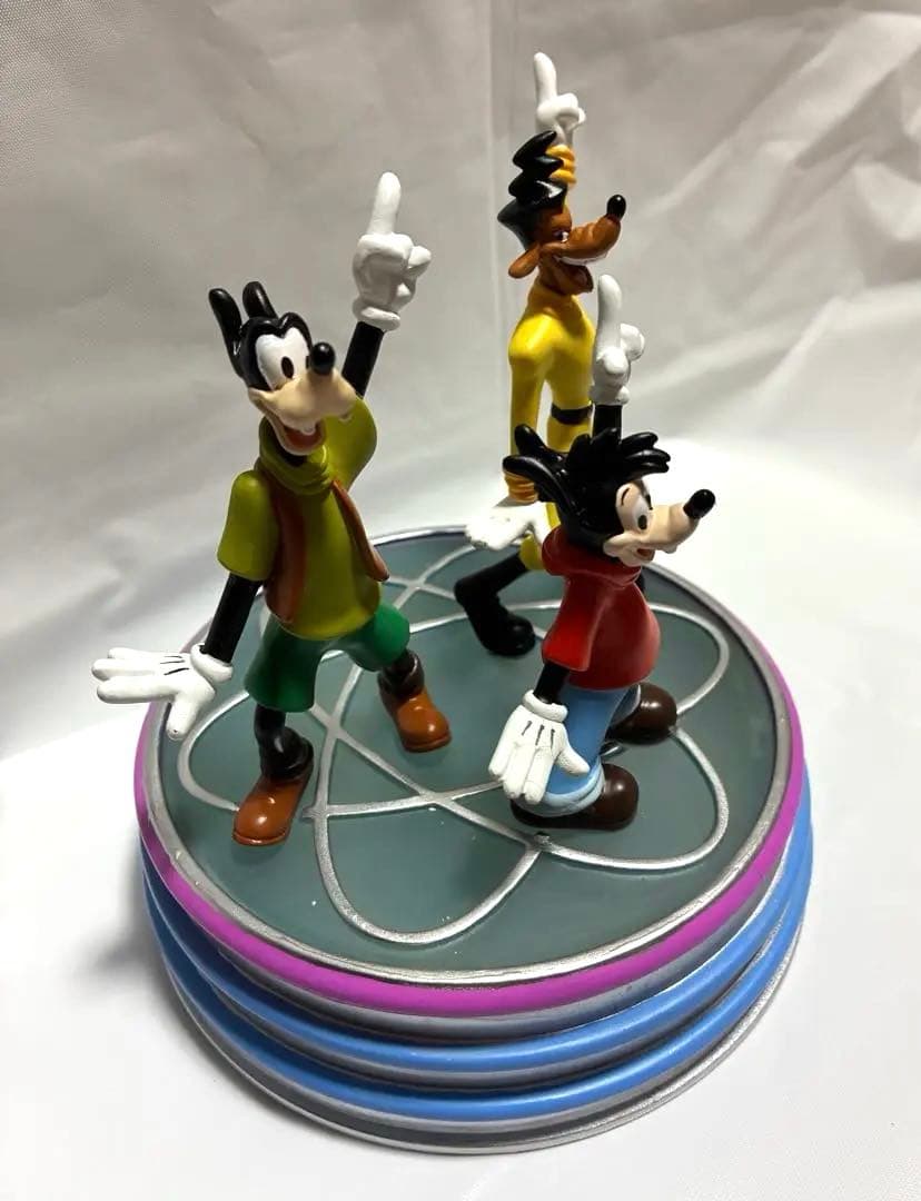 希少　グーフィームービー LED フィギュア