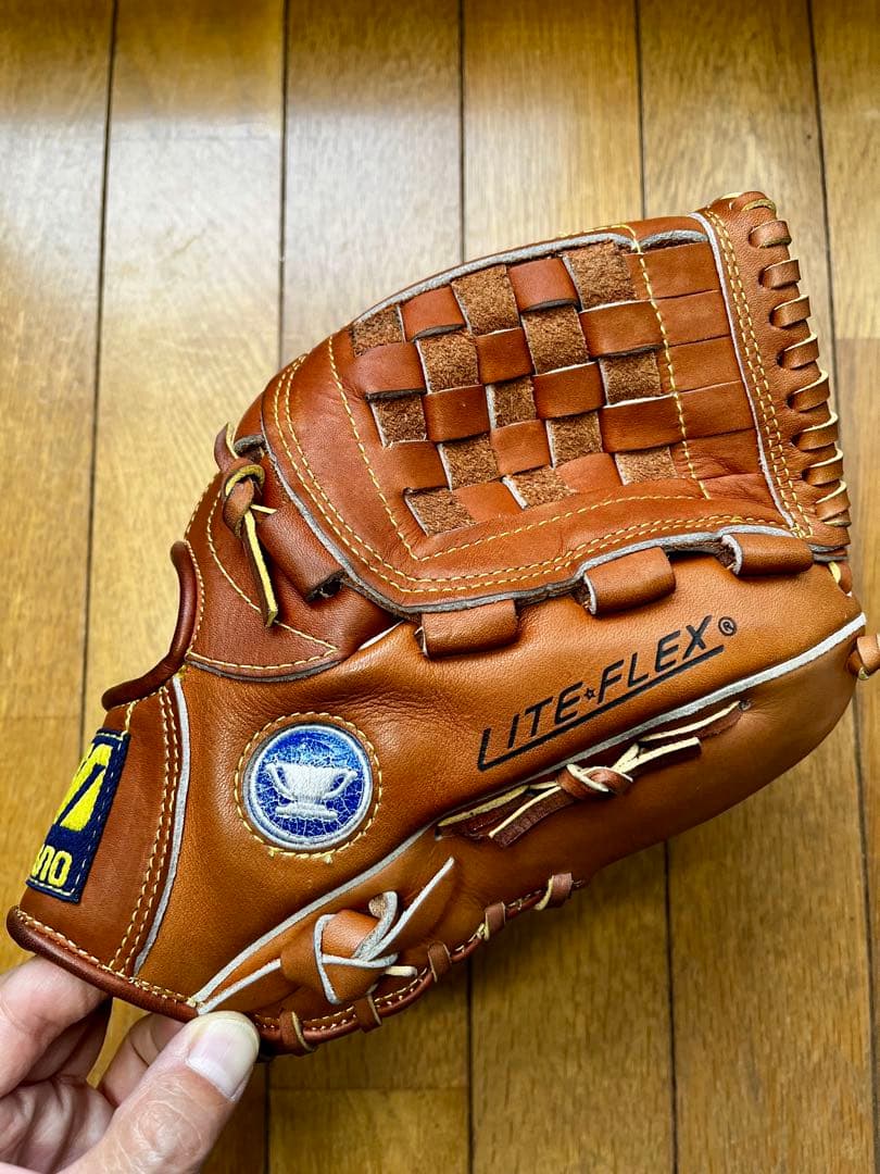 MIZUNO 青カップ　デッドストック　軟式用グローブ　80s