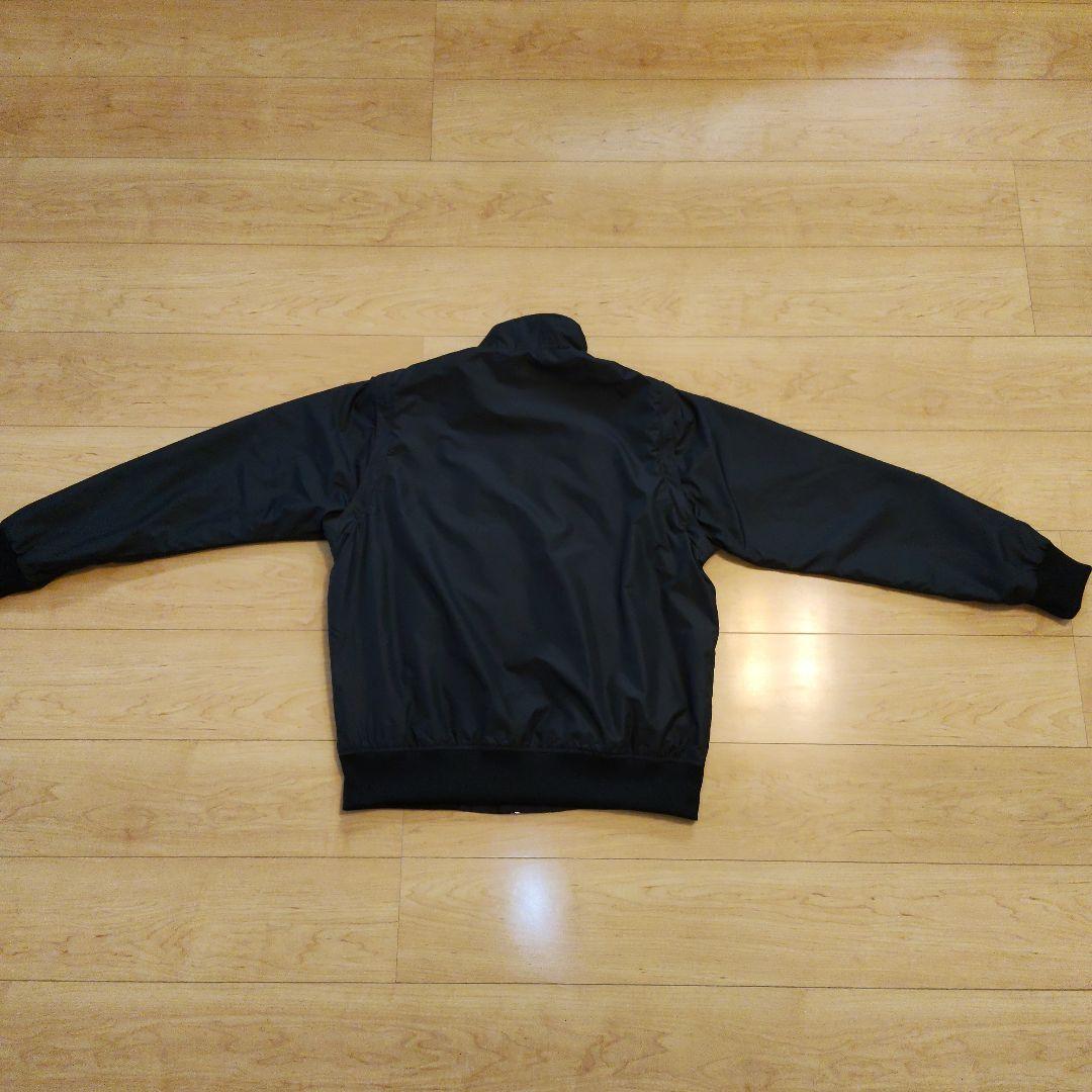 田口英治です。　Lサイズ 美品【SINA COVA】シナコバ 裏起毛ナイロ