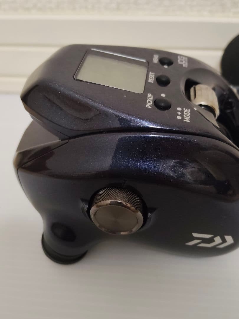 DAIWA　ダイワ　23レオブリッツ　300Ｊ　電動リール　人気モデル　中古