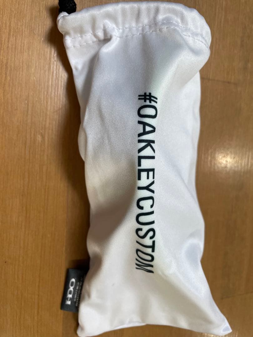 オークリー　カスタムオーダー　野球