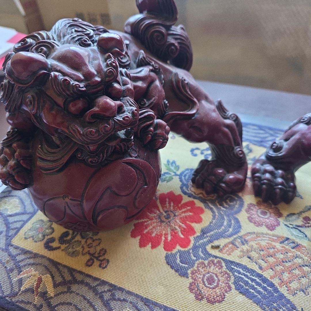 沖縄玉乗りつがいシーサー 獅子像 ダークレッド