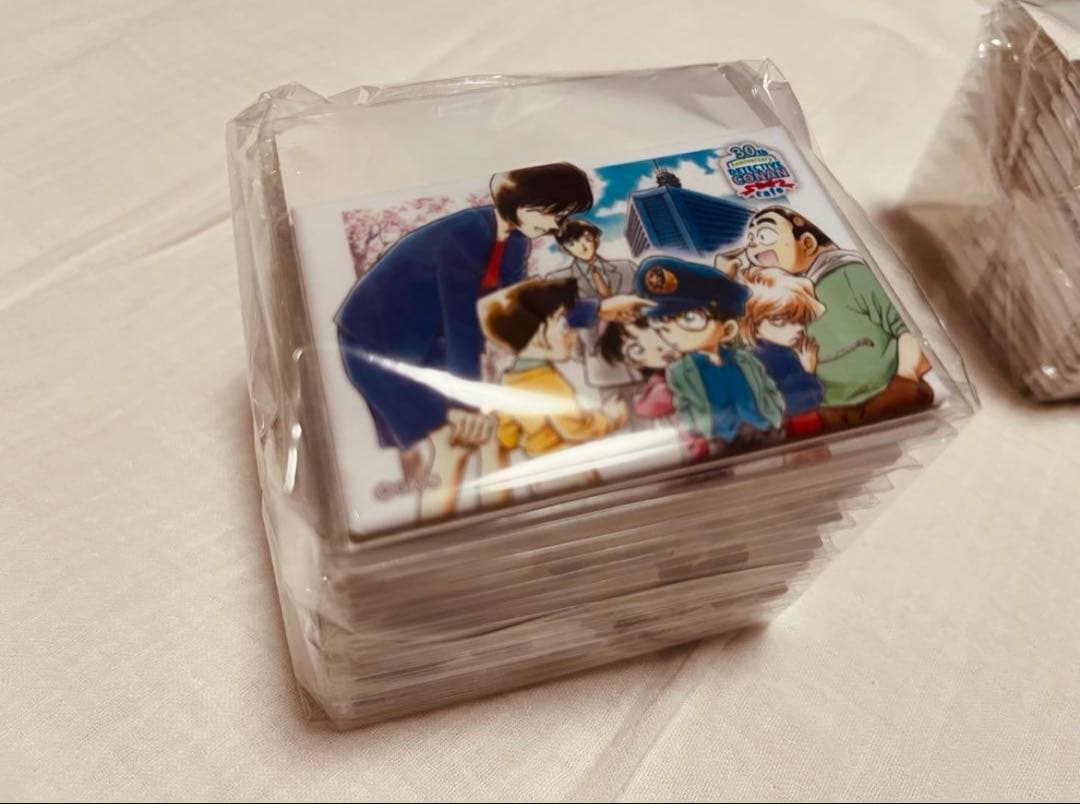 名探偵コナン 連載30周年記念カフェ スクエア缶バッジA・B コンプ／色紙 2枚