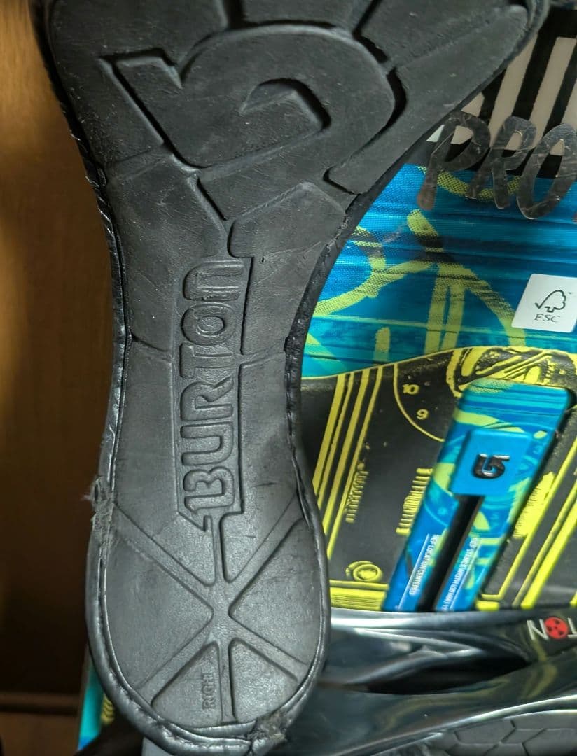 バートン　ジュニア向け　スノーボード・ビンディング・ブーツ・ケース４点セット