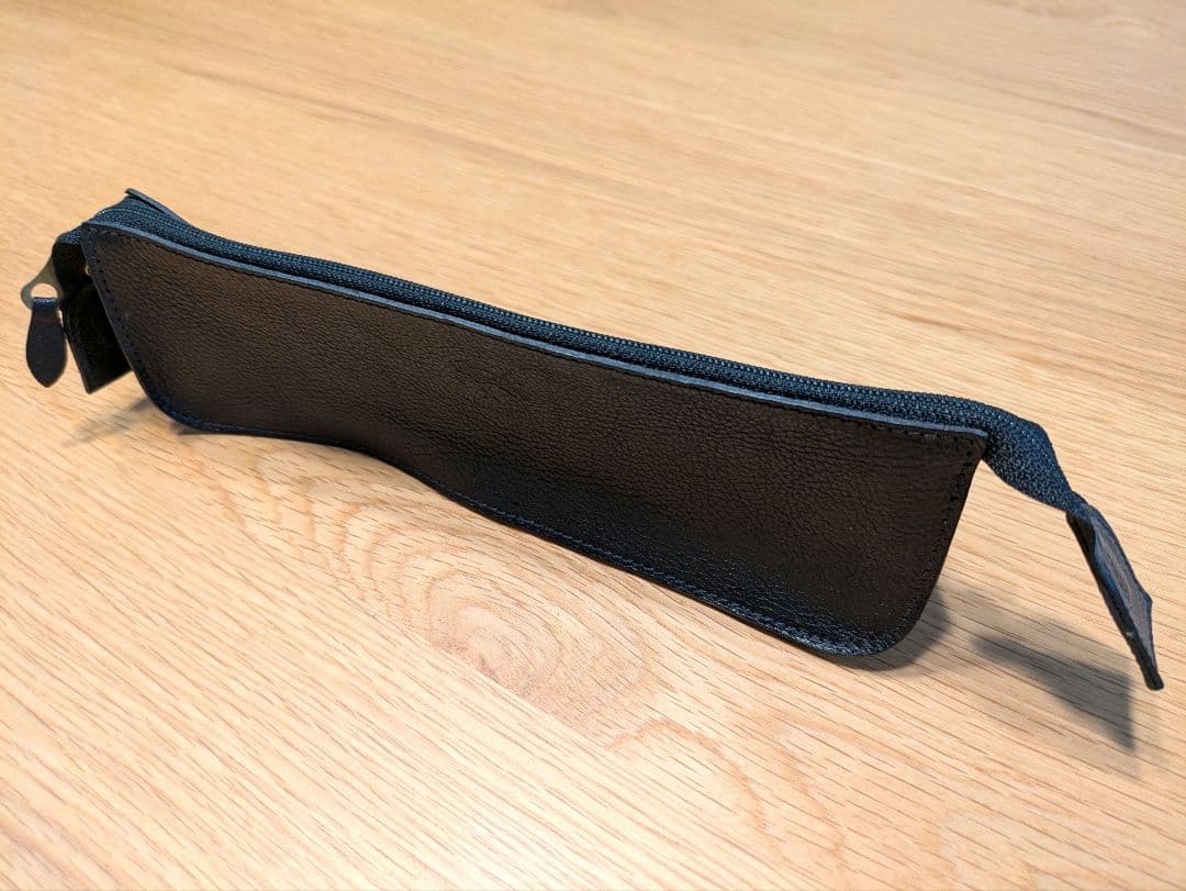 イルビゾンテ　ペンケース