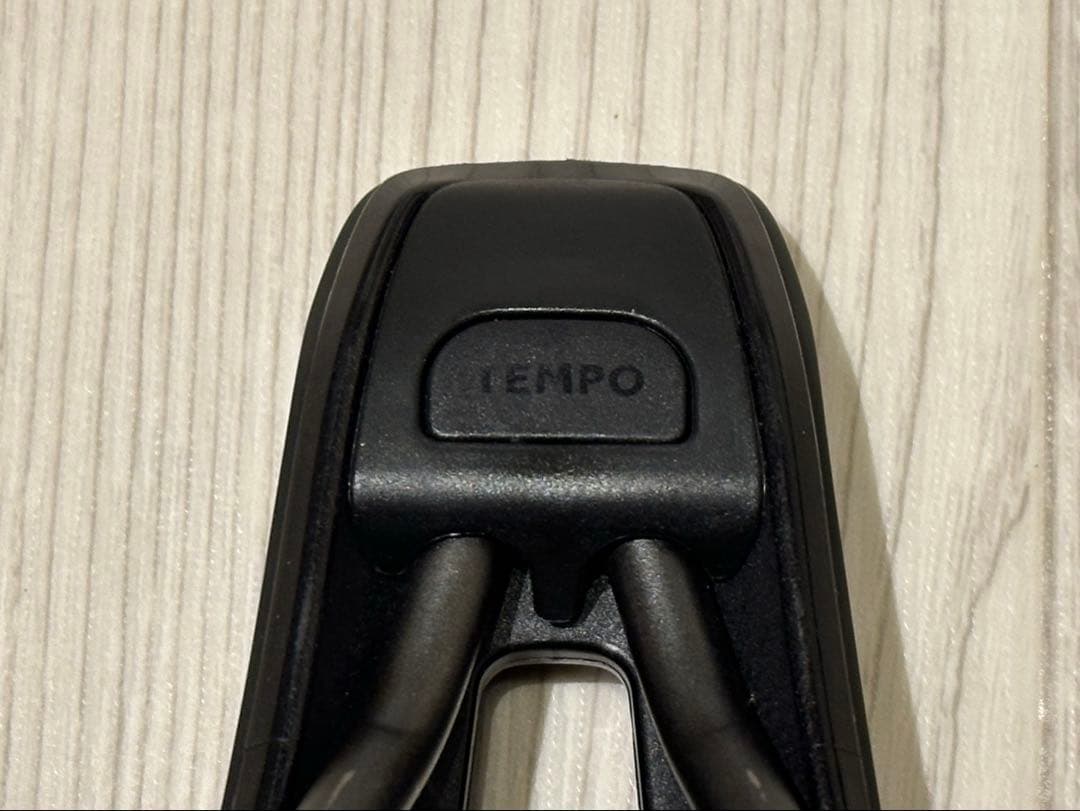 fi'zi:k Argo Tempo R3 K:iumサドル 150mmブラック