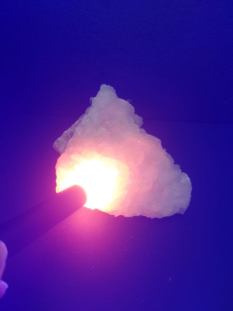 ピンクカルサイト原石