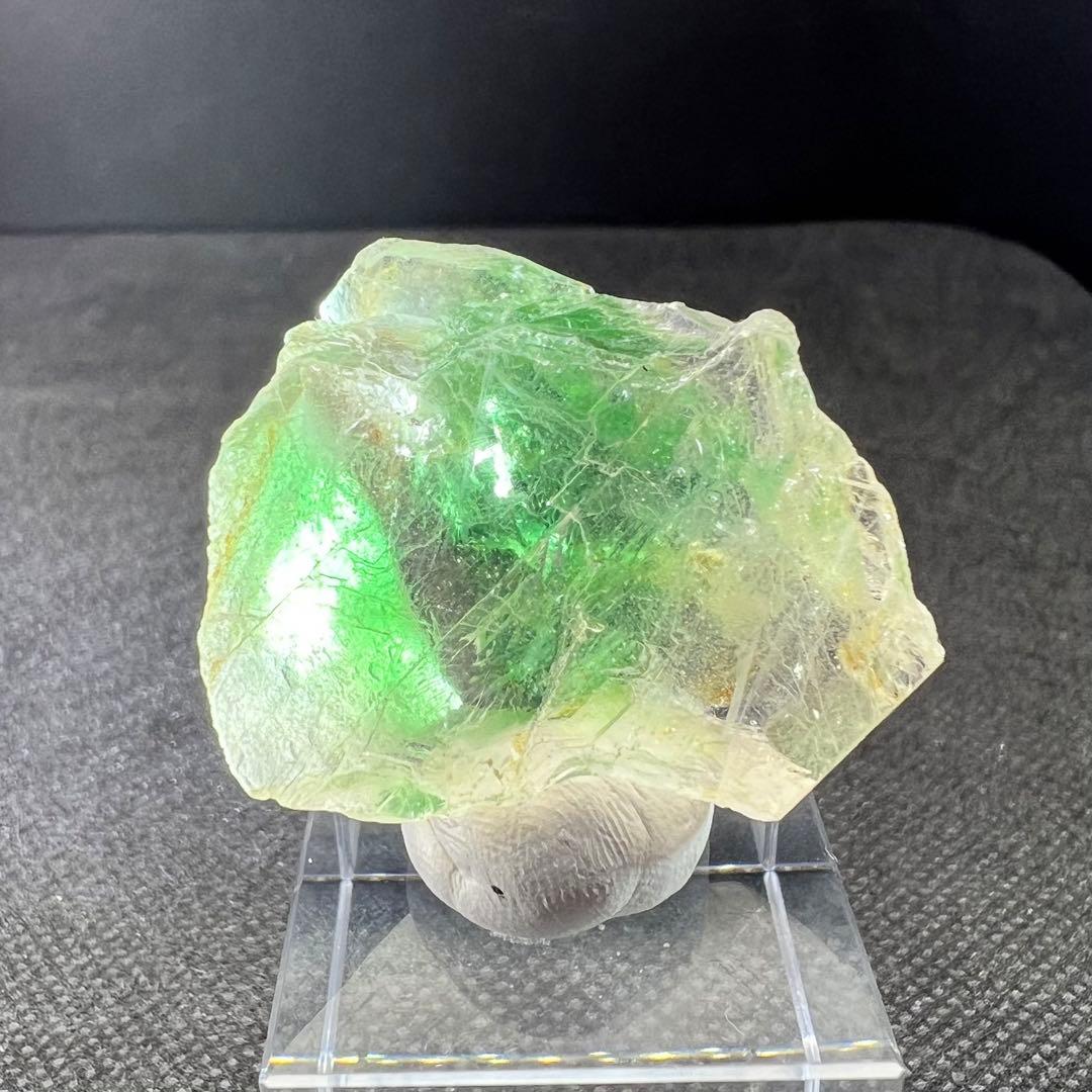 コロンビア　ボヤカ産　希少　カラーチェンジフローライト