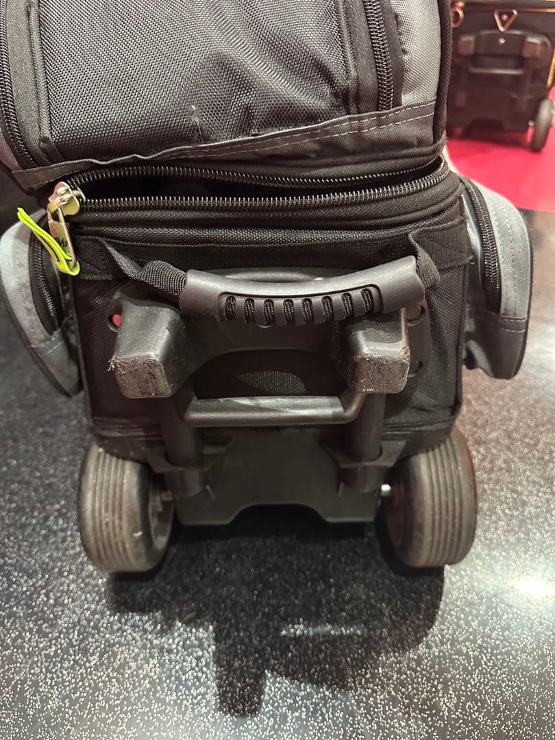 MOTIV VAULT ボウリング用バッグ ホイール付き