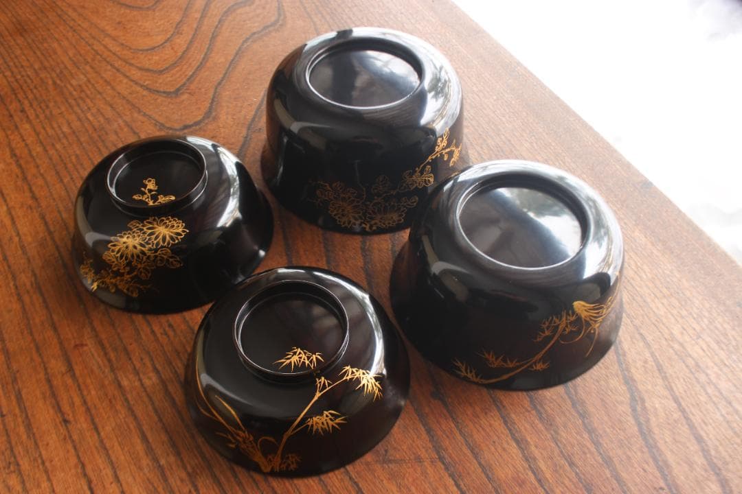 時代逸品！端正な時代黒漆に極上菊蘭蒔絵の映える四つ椀（検懐石道具蒔絵椀茶道具