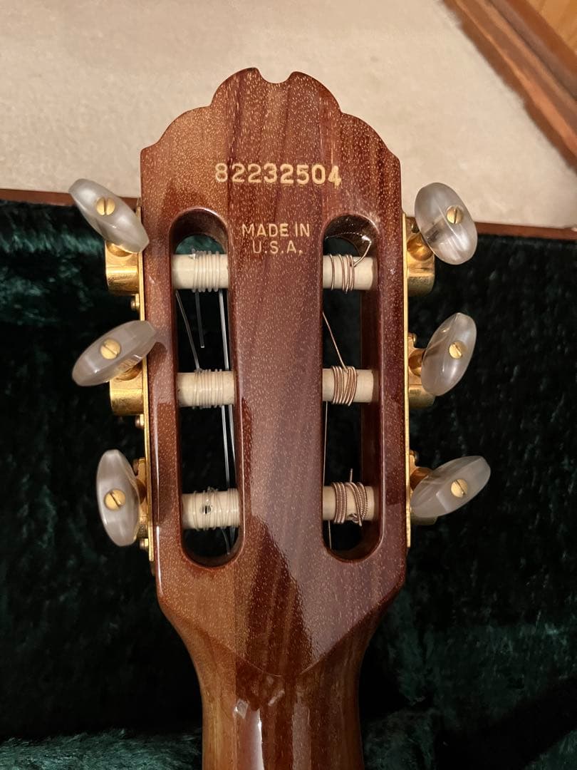 ギブソン　チェットアトキンス　CEモデル