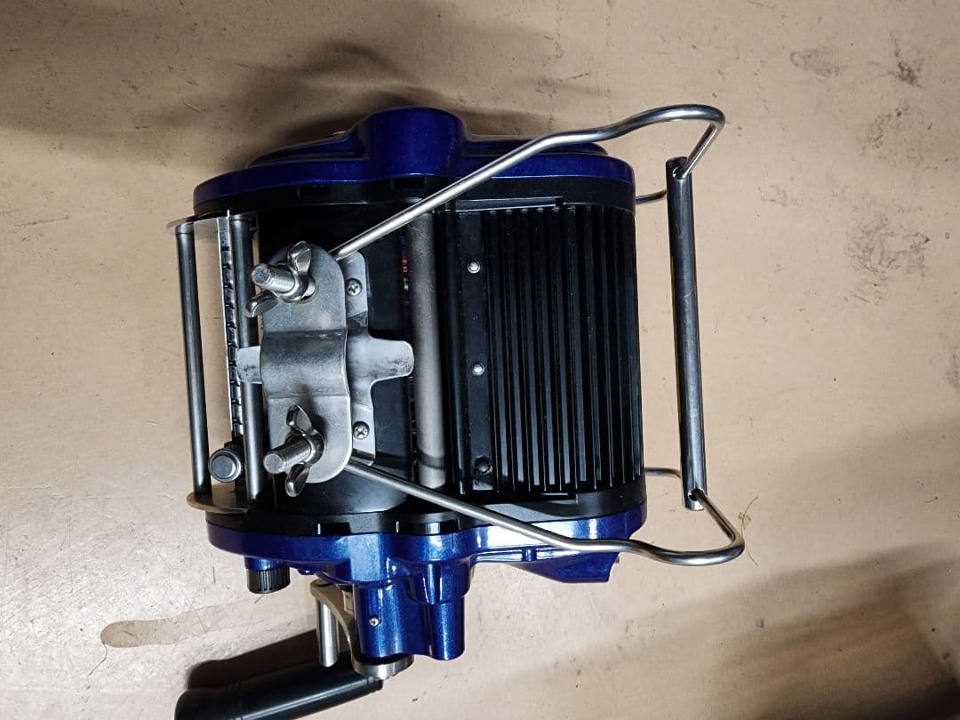 ミヤ コマンド Z-10 HP 電動リール 24V