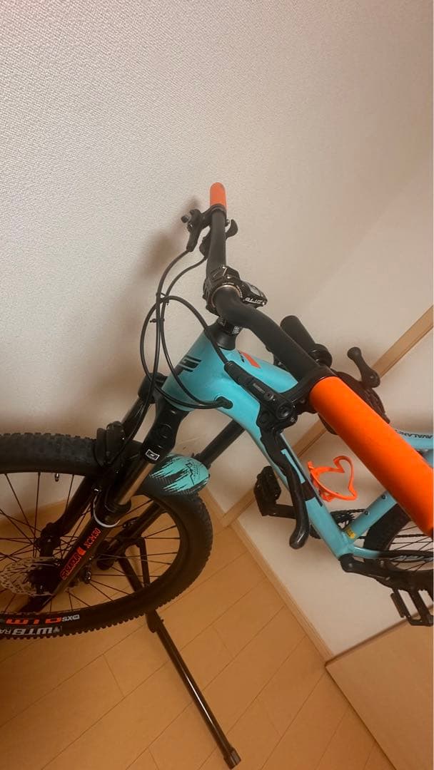 お引き取り限定 富山,金沢 県 2020GTAvalanche マウンテンバイク