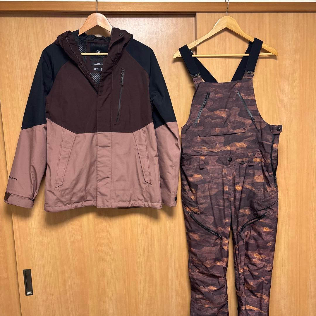 VOLCOM スノーボードウェアGORETEX ジャケット　ビブパンツ　セット