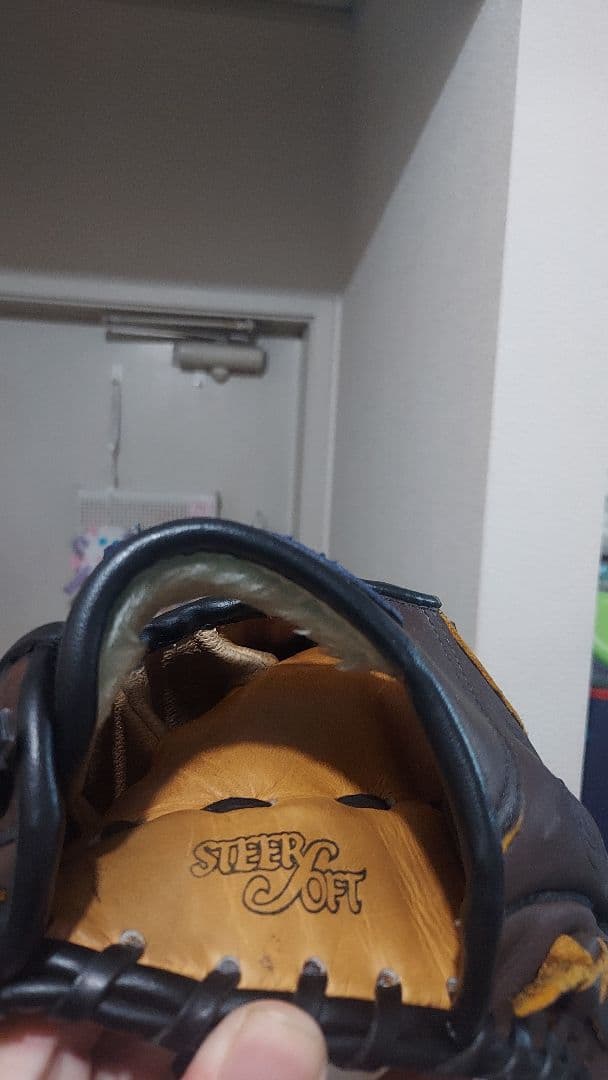 レトロなグローブ　大人用　ミズノ