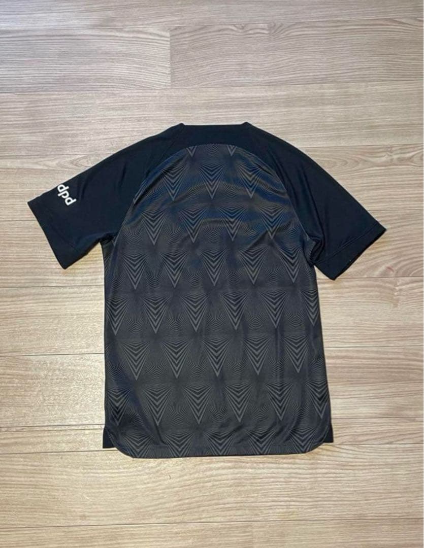 Sup【JUMADIBA着用】Nike フランクフルト