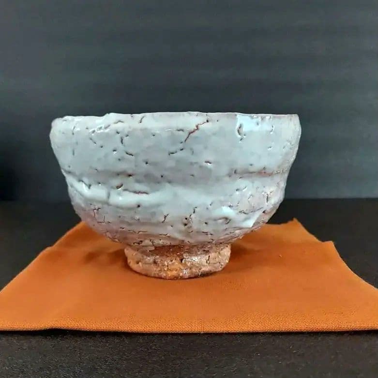 萩焼　抹茶茶碗　宇田川聖谷（玄翁）造　共箱付き