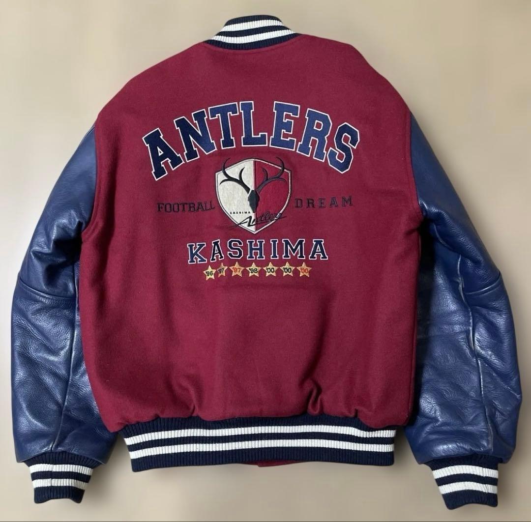 【激レア】鹿島アントラーズ　三冠記念スタジアムジャンパー