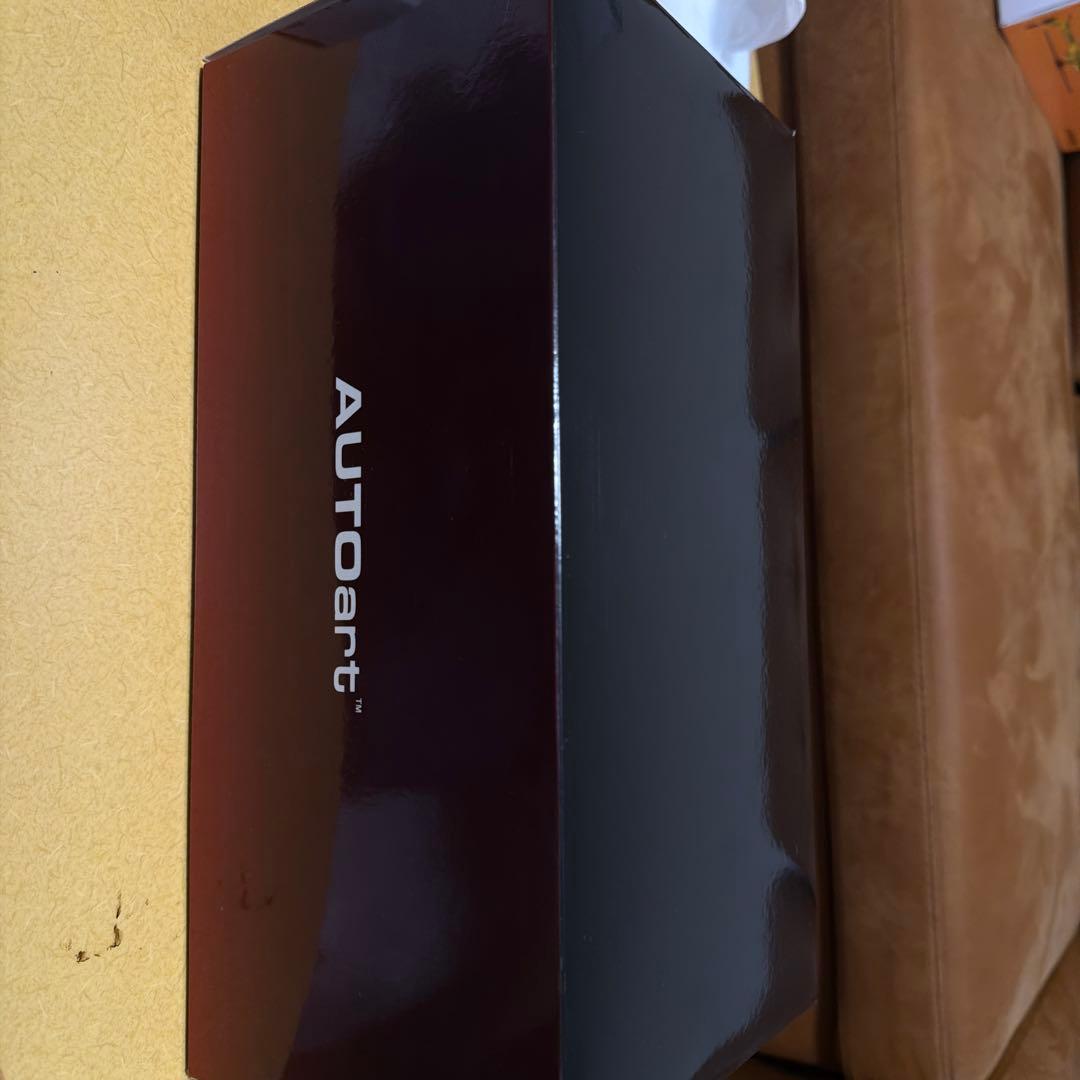 オートアートNSX GT ミニカー 1/18 赤