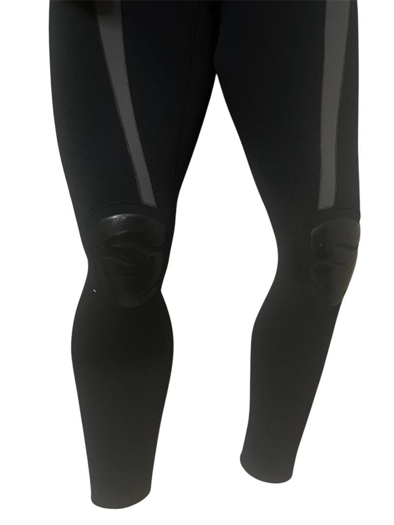 未使用 ウェットスーツ フルスーツ3mm XL サーフィン ジェットスキー