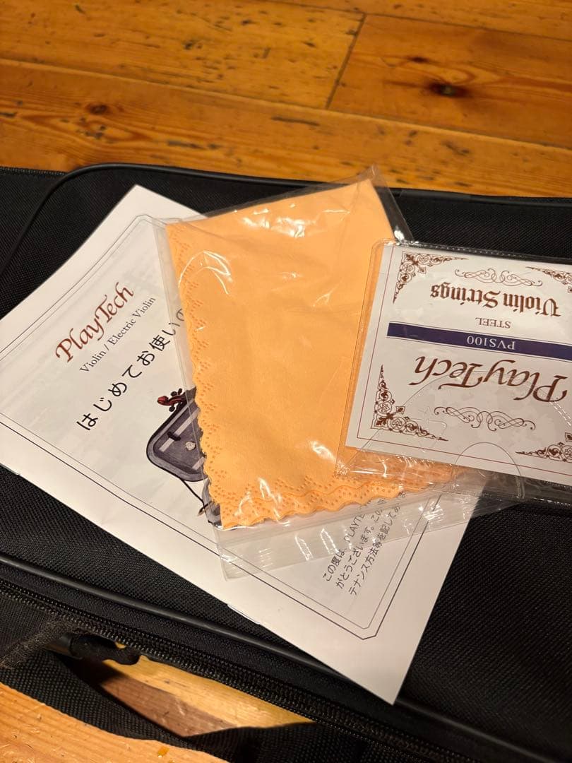 PLAYTECH PSV100BRエレクトリックバイオリン4/4サイズ ブラウン