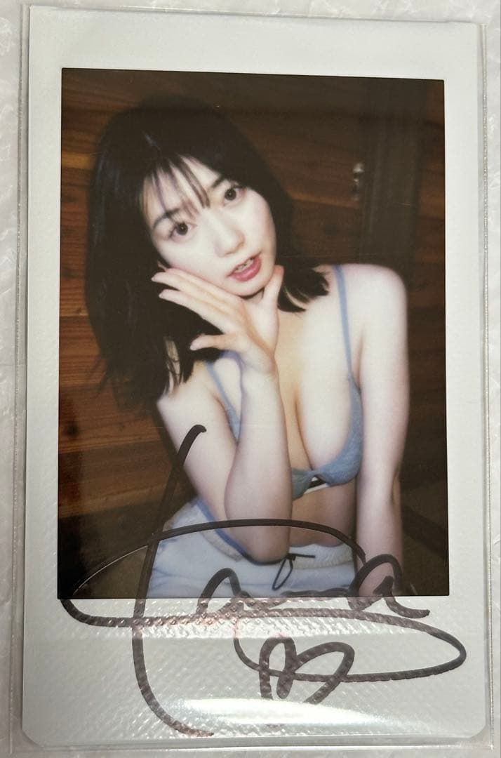 瀬戸環奈 直筆サイン入りチェキ　チェキ　ポーズ