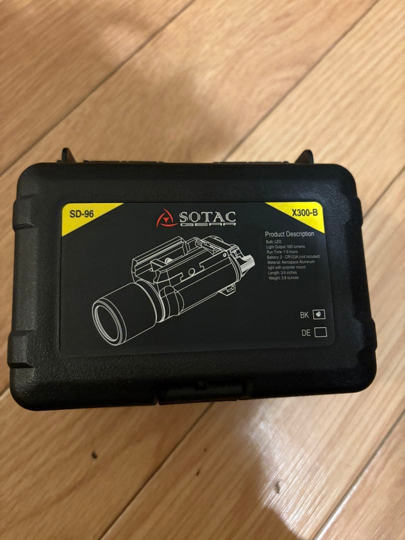 【期間限定ライト付属】ほぼ未使用東京マルイSTRIKE WARRIOR ガスガン