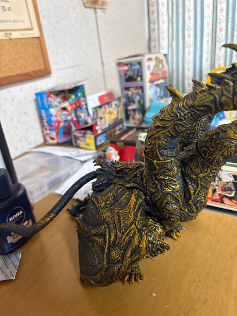 ムービーモンスターシリーズ　カイザーギドラ