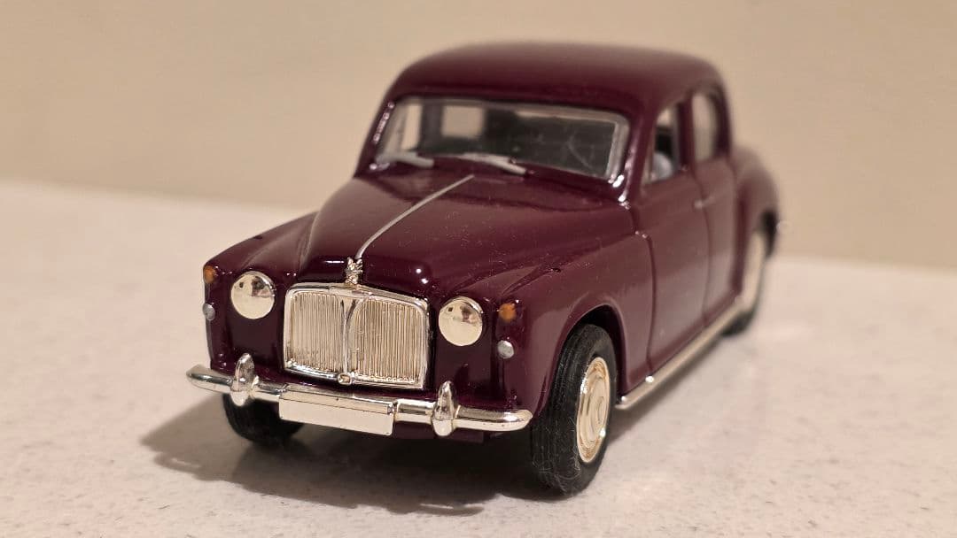 レア　Rover P4 ワインレッド 1:43 Vanguards