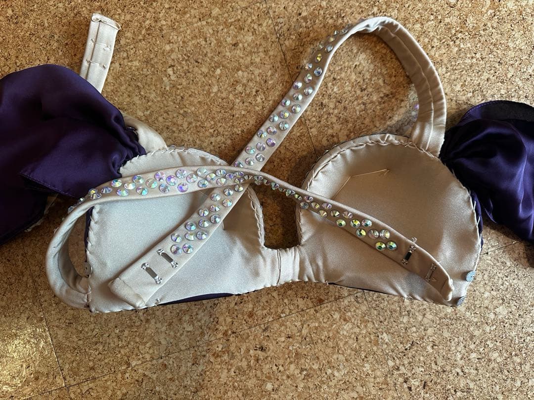 Madela、紫のベリーダンス 衣装