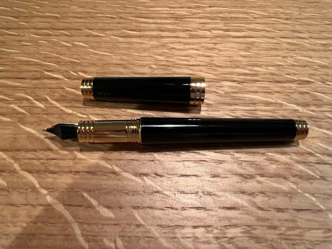 【未使用】Parker 万年筆 プリミエ　ブラックラックGT FP M 18k