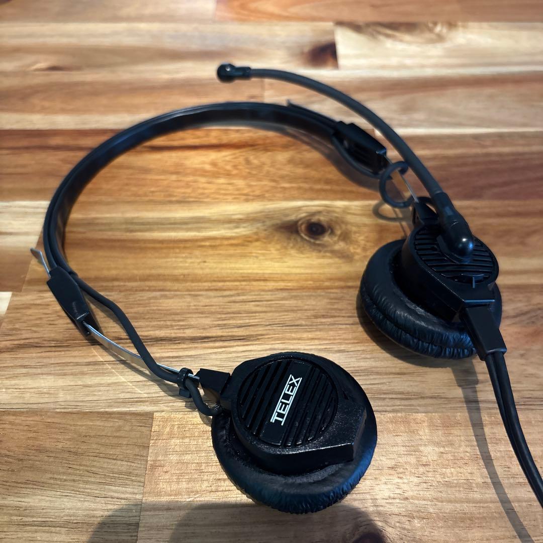 TELEX Airman 750 航空機ヘッドセット