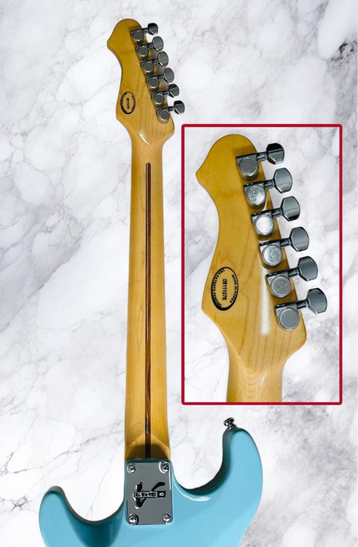 (新品同様) LINE6 VARIAX 600 エレキギター ブルー色