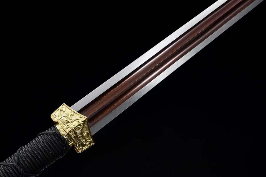 金色の赤壁剣20230560古兵器 武具　刀装具　日本刀　模造刀 居合刀