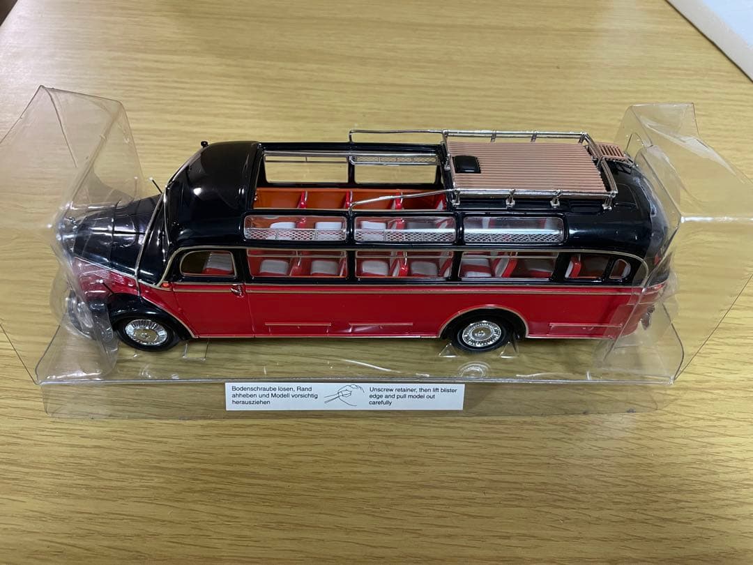 1/43 ミニチャンプス メルセデス O 3500バス 1950