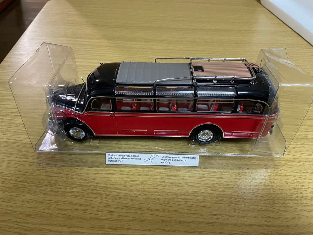 1/43 ミニチャンプス メルセデス O 3500バス 1950