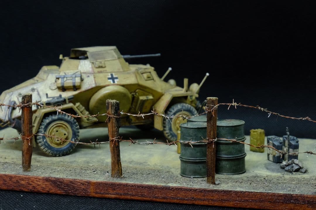 タミヤ【ドイツ軍】 sd.kfz222　1/35完成品　ジオラマベース付き