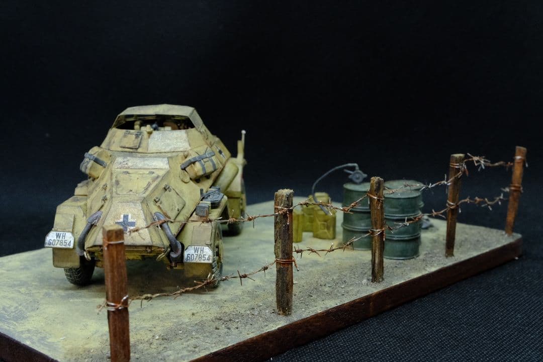タミヤ【ドイツ軍】 sd.kfz222　1/35完成品　ジオラマベース付き