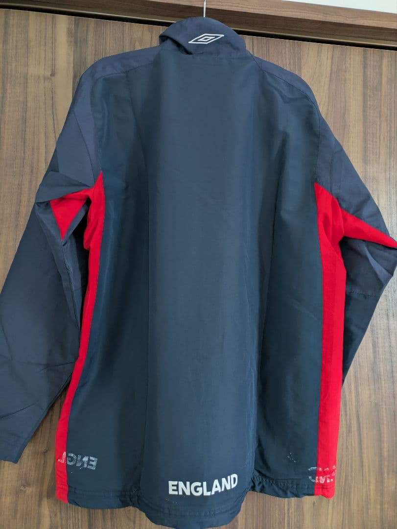 希少 アンブロ UMBRO イングランド代表 ナイロンジャケット Lサイズ