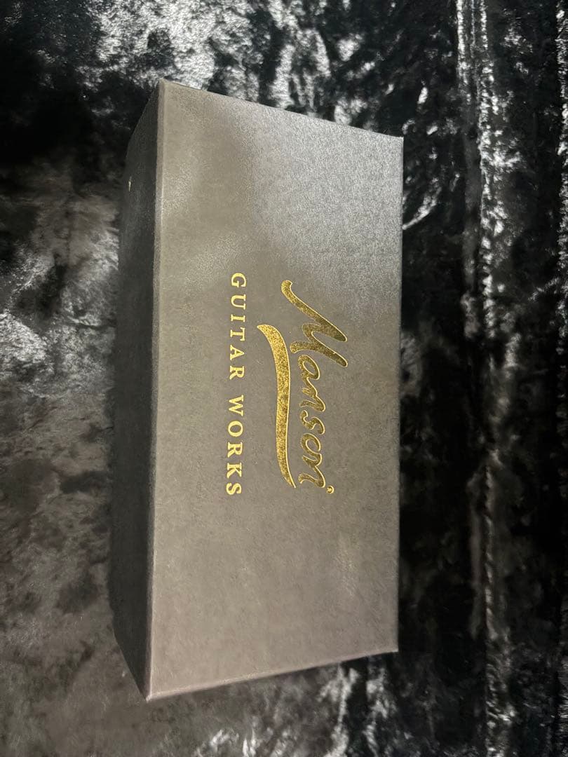 Manson Supermassive Black Fuzz 1/5まで値引き