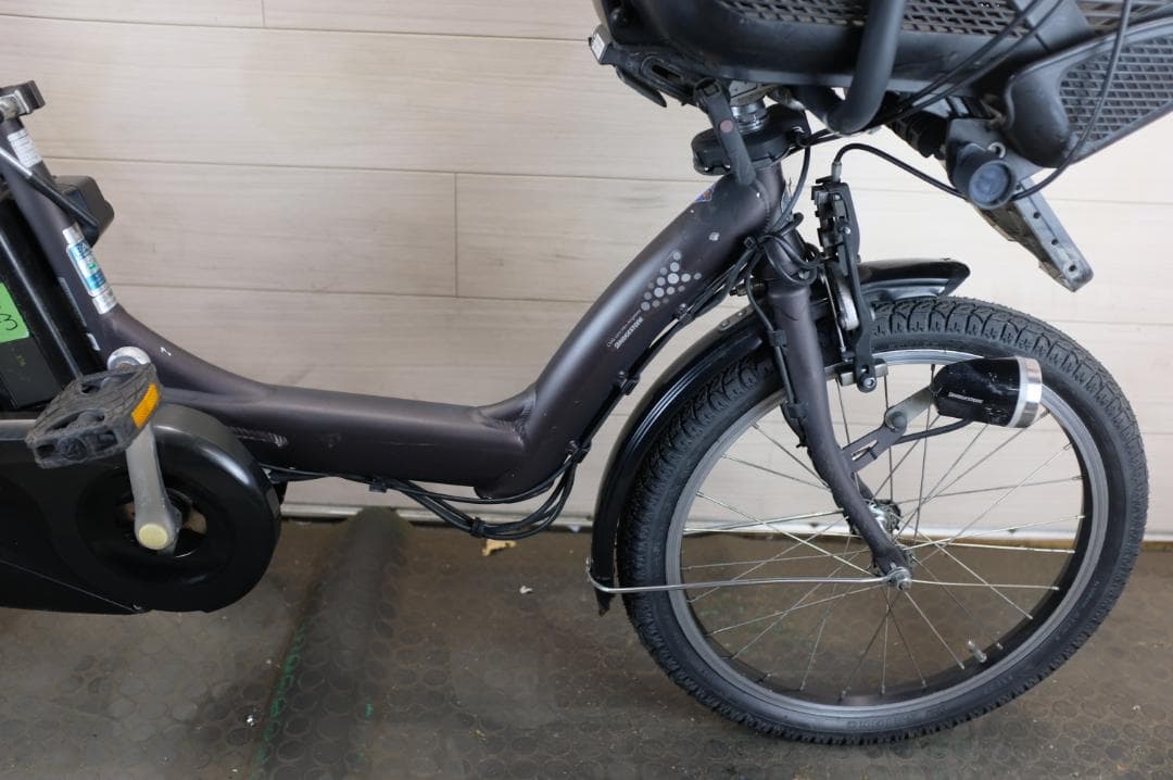 ★*★様 新基準BS アンジェリーノ　20インチ　3段　8.7Ah充電器あり