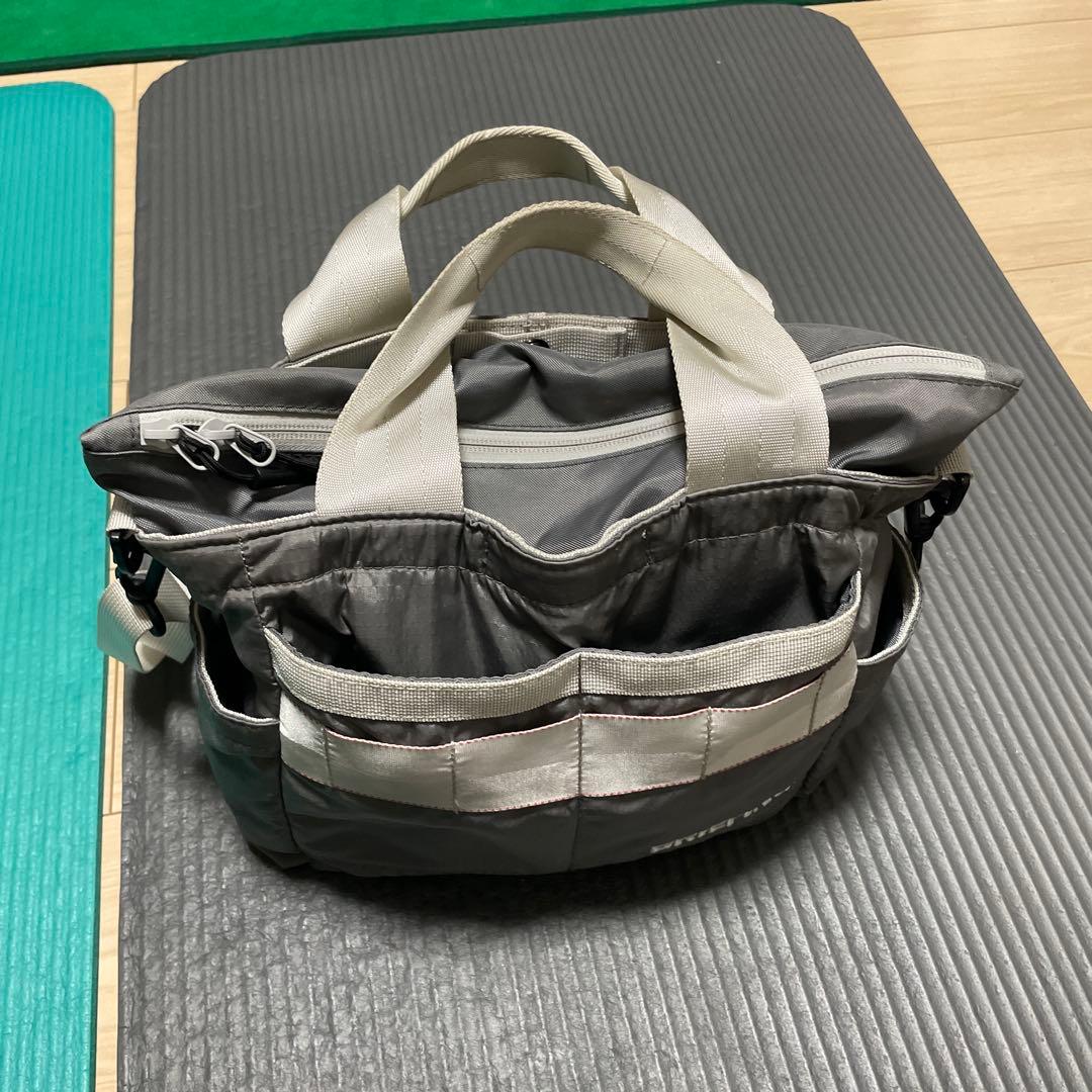 BRIEFING ショルダー　カートバッグ グレー