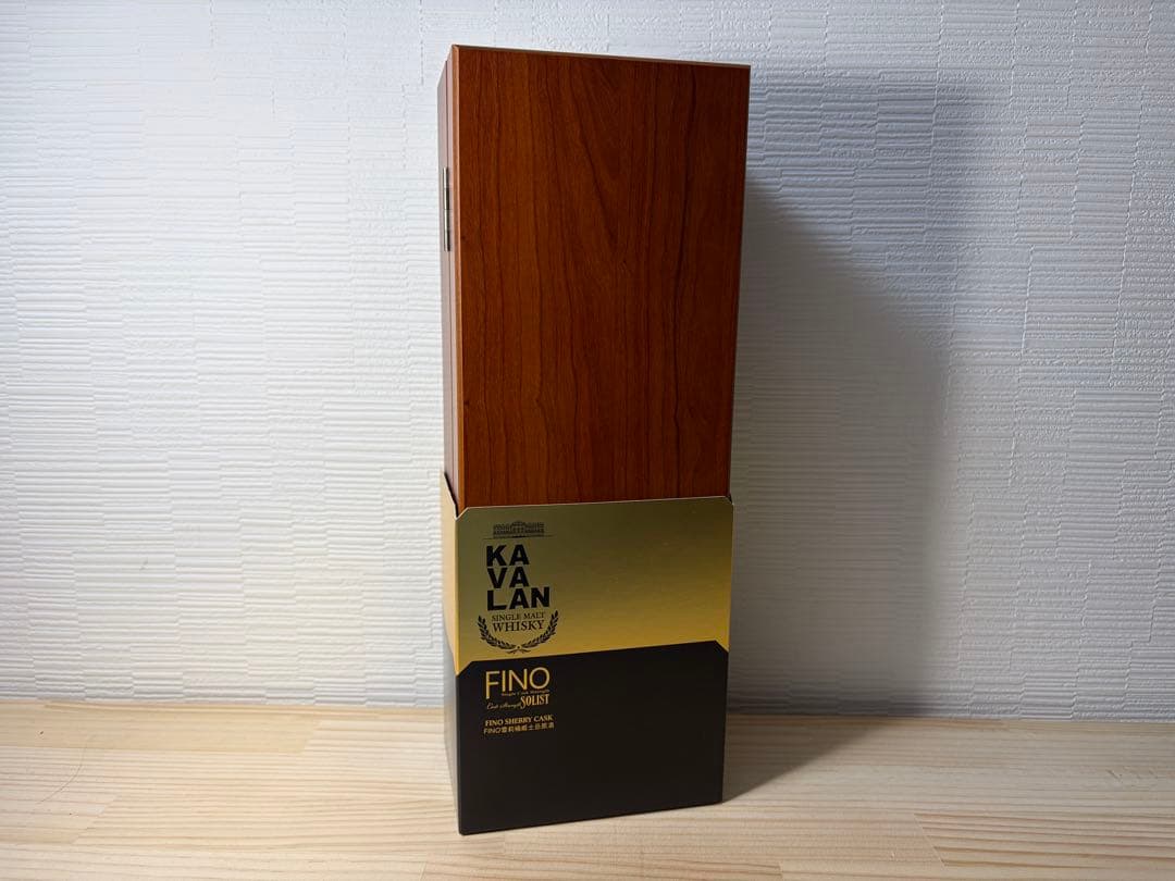 【新品未開栓】KAVALAN FINO ウイスキー 700ml 木箱入り⑨
