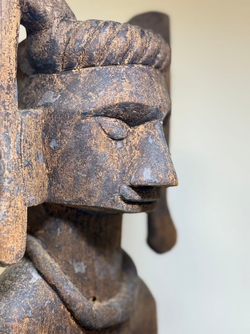T 「アフリカン美術」ゴンゴ民主共和国 ルバ族 神聖な木彫像