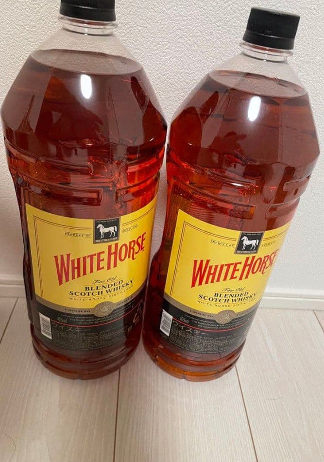 価格交渉可能　ウイスキーホワイトホース4L2本セット