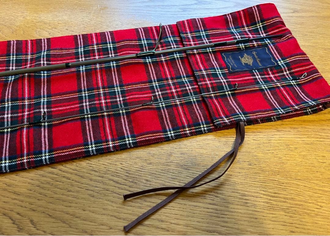 ザウルストラウトSpinBORON Twitch'N 56ULトラウトロッド