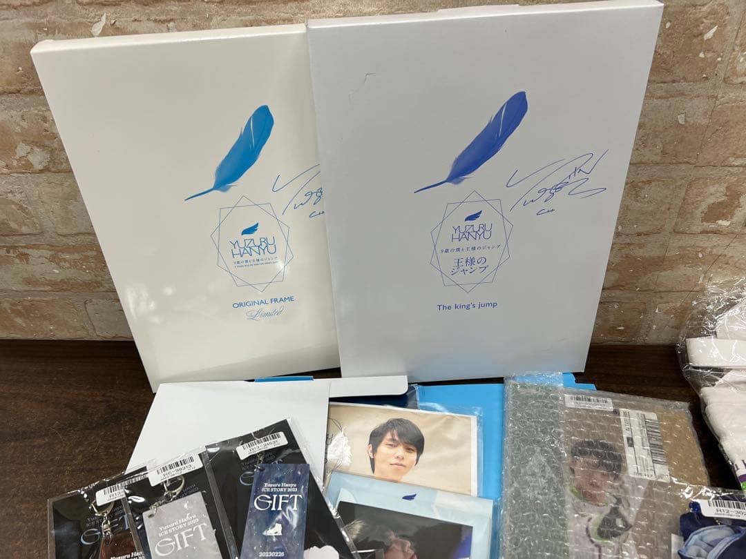 ラ*ー様 Ｍ6【保管品】 羽生結弦 グッズまとめ アクリルスタンド キーホルダー