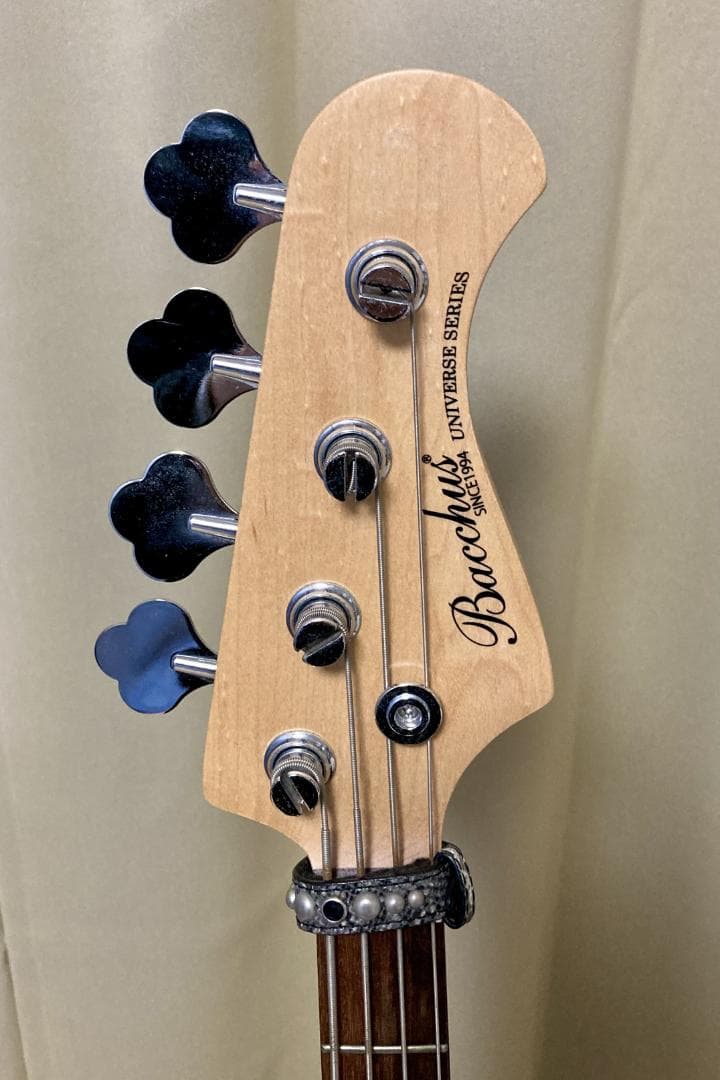 Bacchus バッカス ベースギター WJB-330R ブラック